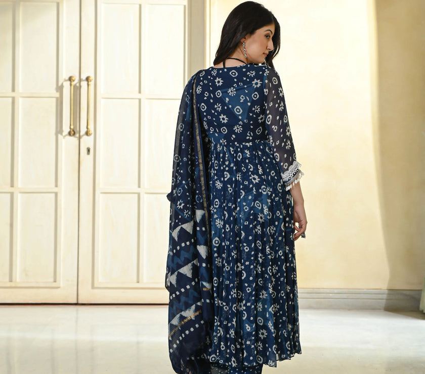 INDIGO ELEGANCE